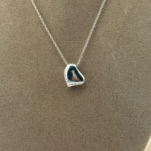 Tiffany & Co. Silver Minimalist Heart Pendant Necklace - Picture 1 of 5